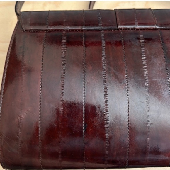 Vintage Deerskin Leather Crossbody Bag with Gold Accent - Picture 6 of 7